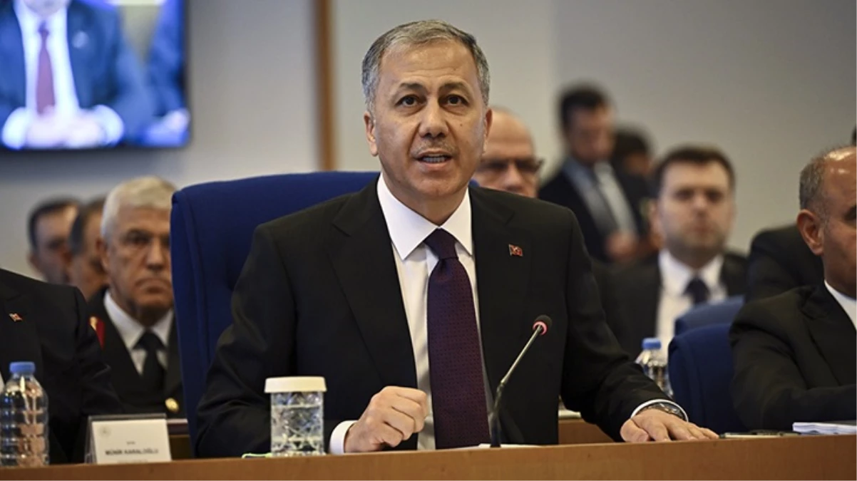 İçişleri Bakanı Yerlikaya: Türk vatandaşlığı alan Suriyeli sayısı 237 bin 995