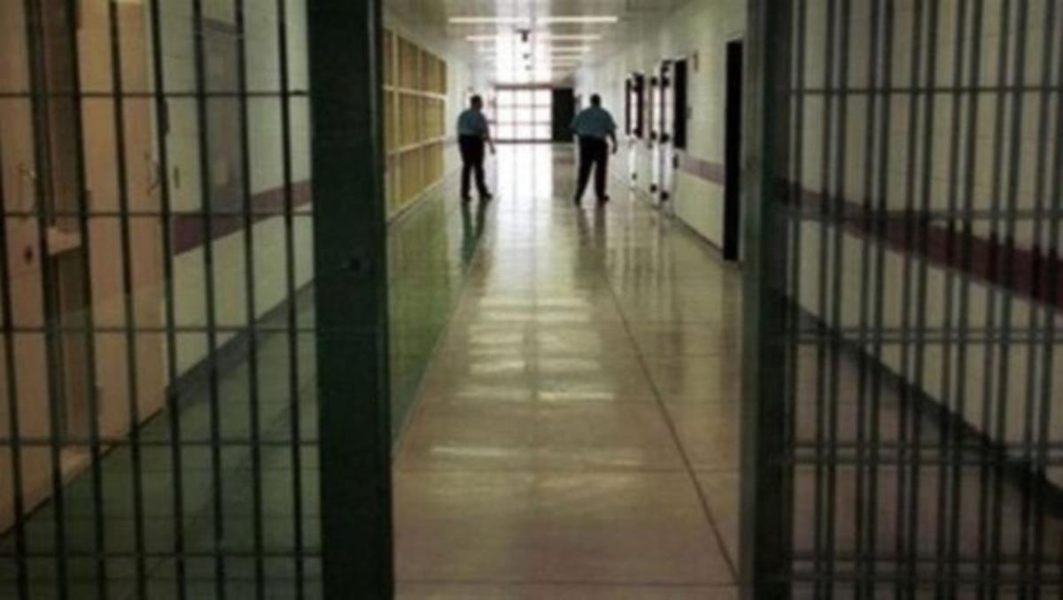 Açık cezaevlerindeki hükümlülerin izinleri uzatıldı