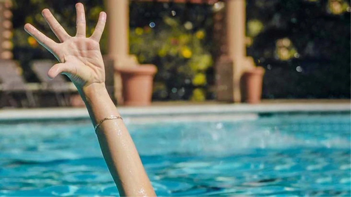 Antalya'da 7 yaşındaki Rus çocuk, otelin havuzunda boğuldu