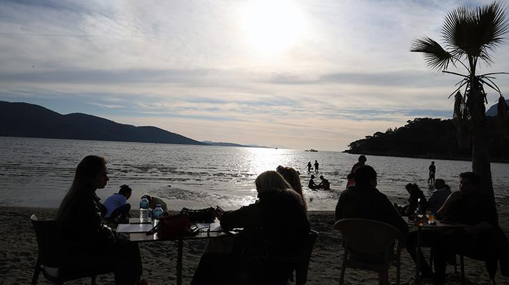 Baharı müjdeleyen ilk cemre havaya düştü