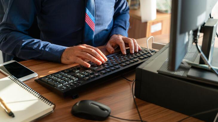 Cumartesi işe gitmeyen çalışana kötü haber! Yargıtay'dan emsal karar