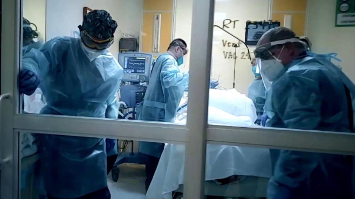 Nu varyantı nedeniyle sınırlar kapanıyor