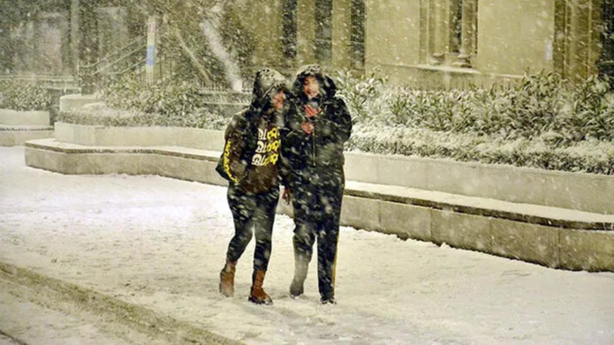 Eğitime kar engeli! 7 ilde yoğun yağış nedeniyle okullara ara verildi