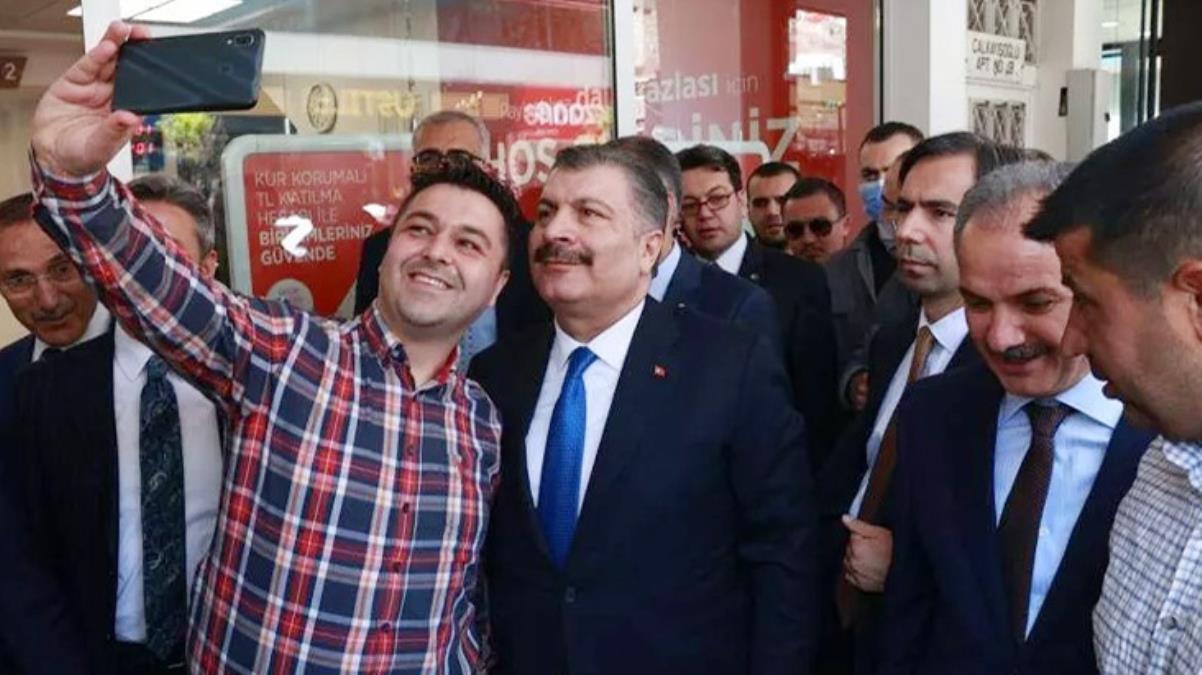 Bakan Koca'dan umutlandıran sözler: Bayramı bayram gibi yaşayacağız