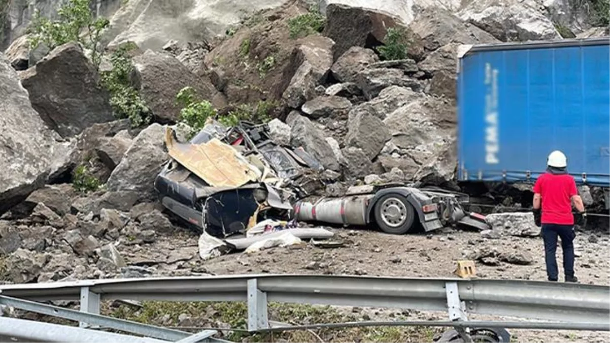 Artvin'de heyelan! 1 kişi hayatını kaybetti