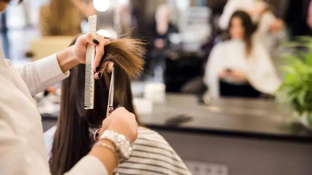 Kuaför, berber ve güzellik salonlarının haftanın bir günü kapalı olması ertelendi