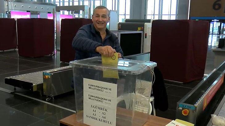 Son dakika: Yurt dışında oy verme işlemi başladı