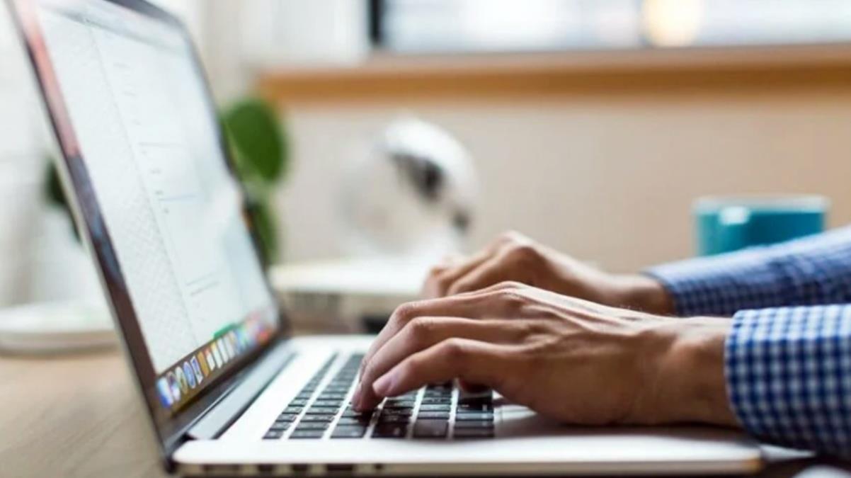 Yüzde 67'lik internet zammı 2 ay ertelendi