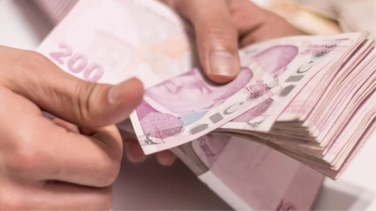 Vatandaş haklı olarak isyanda! Site yöneticileri oturdukları yerden 200 bin TL maaş alıyor