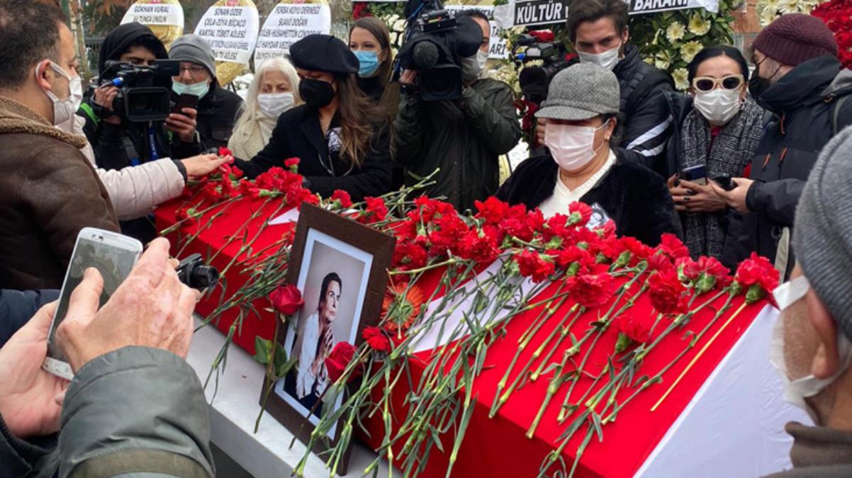 Fatma Girik son yolcuğuna uğurlanıyor